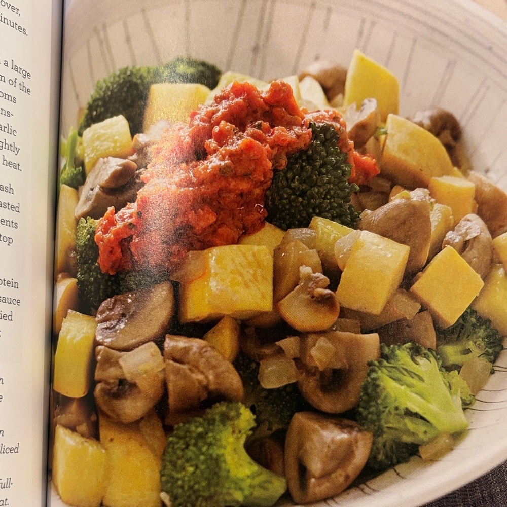 The Whole30 Cookbook - Blue and White‎ Cover - Picture 3 of 3